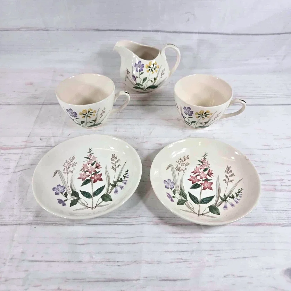 English Garden by‎ Ridgway Creamer Cups Saucers Tea Set Floral Bone China